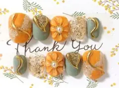 ネイルチップ❁No,520 ぷっくりお花 ニュアンス❁⃘*オレンジ×カーキ