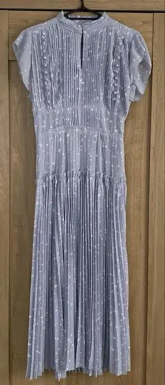 半袖　ロングワンピース　ドット柄　水色　1