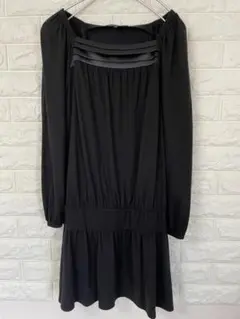 UNTITLED アンタイトル オフショルダー 長袖チュニック 黒 サイズ0のサムネイル