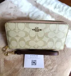 COACH ベージュ ピンク 長財布