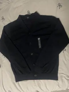 ネイビー カーディガン 長袖　ユニクロ