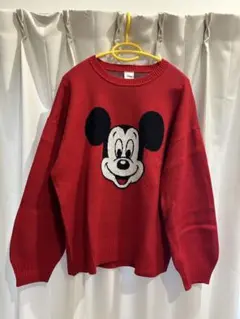 ミッキーマウス刺繍 赤 ニット