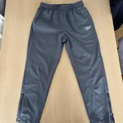 Reebok ナイロンパンツ　トレーニング　ランニング グレー　レディースL