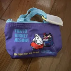 ディズニーリゾート　カプセルトイ　ベイマックス　カラビナ付　ミニポーチ