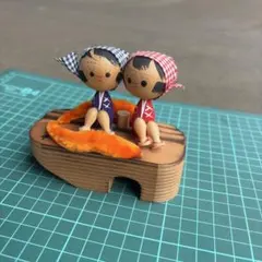 日本の伝統人形 木製飾り