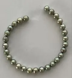 淡水パール　役5-5〜6.5ミリ　薄めグリーン　約17センチ