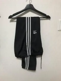 adidas originals ジャージ トラックパンツ 値下げ中