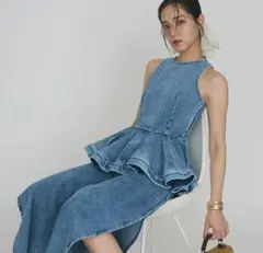 只今値下げ中【新品未使用】THE TOE Pericles Peplum Top - メルカリ
