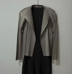 近年 完売品◎プリーツプリーズ ロングジレ カーディガン PP93