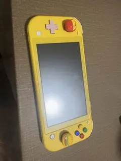 値下げNintendo Switch Lite イエロー 本体 カバー付 美品