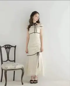 m.me.eme パイピングリボンドットオフショルダートップス フレア