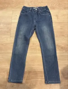 Item thumbnail for item 628cd8fb-d3ab-4e09-ae47-77ed7f21d032