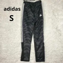 フォロー割り2076→1764円adidas 迷彩柄 カモフラージュ柄 ジャージ