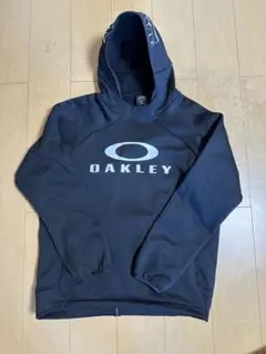 【新品同様/美品】OAKLEY オークリー パーカー 2XL FOA405815