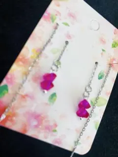 ピンクさざれビーズロングピアス