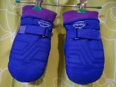 Item thumbnail for item 45cdce2f-475f-4140-b6f3-f78b69edd7e5