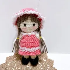 【ハンドメイド】あみぐるみ 女の子　着せ替え　おしゃれ　ピンク