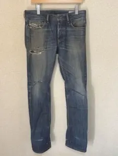 Diesel ダメージ加工 デニム　キズダメージあり　破けあり　古着　現状品