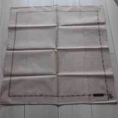 BURBERRY ベージュドット柄ハンカチ