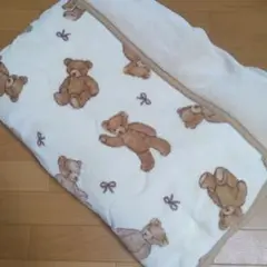 しまむらクマ柄毛布