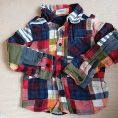 チェックシャツ