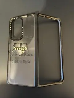 CASETiFY Galaxy Z Fold5 Cuddle Now Pugのサムネイル