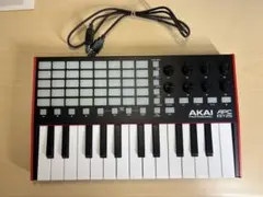 AKAI APC KEY25 MIDIキーボード　箱•コード付のサムネイル