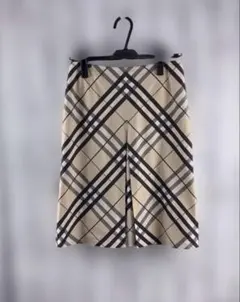 バーバリーロンドン ノバチェック柄 スカート