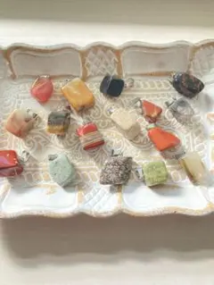 大幅値下げ　天然石ネックレストップ16個セット