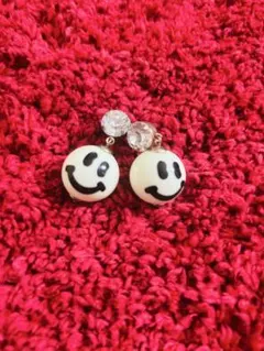 ♡ピアス♡ 可愛いパールアクセサリー　ホワイトパール　新品未使用