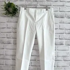 【新品未使用】UNIQLO ユニクロ★テーパードパンツ(S)白 オフィス