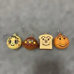 アンパンマン キャラクターキーホルダー 4個セット