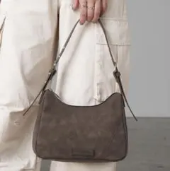 JIMWAG 平フラNICO ショルダーバッグ カーキ - メルカリ