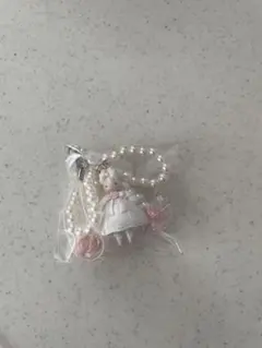 サンリオ マロンクリーム シークレットストラップ ホワイトフリルデザインシリーズ