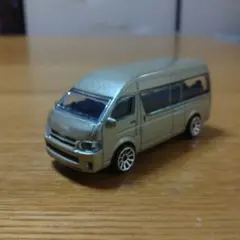 マジョレット　ミニカー　ハイエース　2
