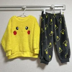 ポケモン　ピカチュウ　セットアップ　上下セット　100cm 長袖　長ズボンのサムネイル