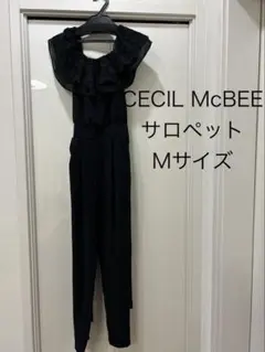 新品タグ付き CECIL McBEEサロペットMサイズのサムネイル