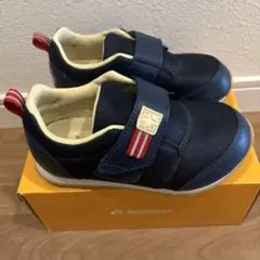 Item thumbnail for item 64a9f254-bfdd-4a45-b49e-981281702024