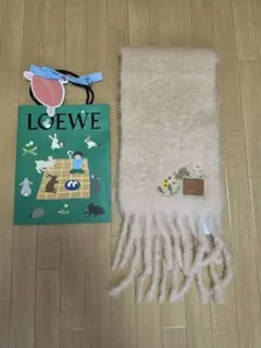 LOEWE スナフジタ　うさぎマフラーのサムネイル