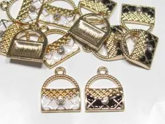 バッグ　ラインストーン付き　チャーム　パーツ　２色×６個　１２個！