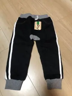 新品！厚手！スウェットストレートパンツ　男の子100