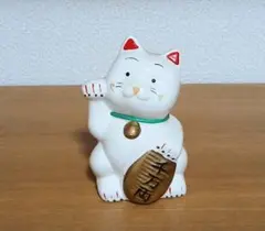 未使用 招き猫 貯金箱 白 左手上げ 縁起物 置物 商売繁盛 開運 - メルカリ