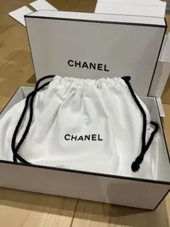 CHANEL シャネル 巾着付き ギフトボックス
