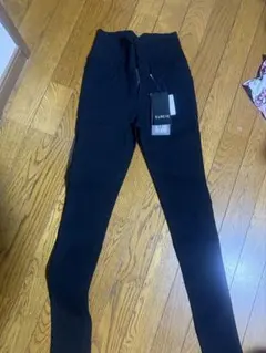 アベイル ハイウエストストレッチスキニー 58サイズ