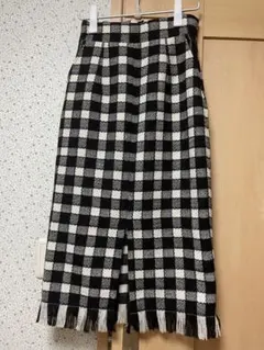 チェック柄タイトスカート フリンジ付き