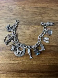 激*売様 Vivienne Westwood 激レア 初期 キャットブレスレット - メルカリ