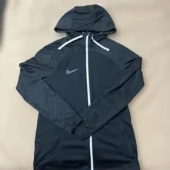 Item thumbnail for item 82a1d9f4-afae-4bdf-8150-a76f3d972451