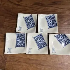 青い模様の四角皿セット