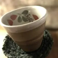 ハワイ購入品です陶器に自然の花木をイメージしたナチュラルな湯呑み素敵ですよ