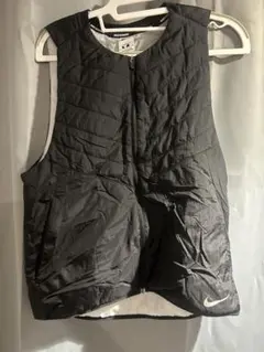 ✨新品✨Nike ナイキ THERMA-FIT ベスト XS - メルカリ